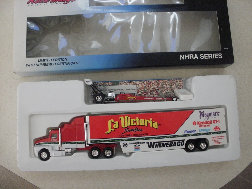 NHRA 1/64 DARRELL GWYNN MIKE DUNN LA VICTORIA SALSA HAULER AND DRAGSTER - Image 3 of 4