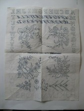 Vintage Bogen mit Stickmotiven und Alphabeten zum Transfer