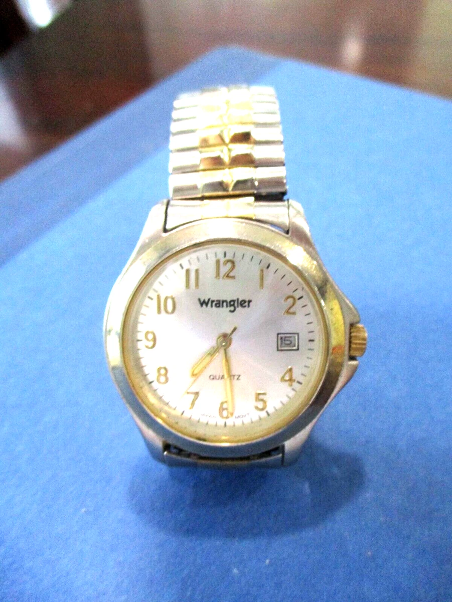 Quartz movement stainless shop steel back water resistant