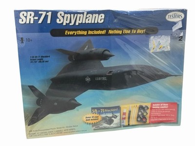  VINTAGE Testors SR-71 Blackbird Spyplane 1/48 Scale No. 4061  