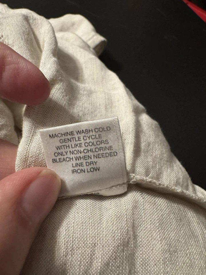 Blusa Van Heusen color tostado sin mangas con botones L para mujer Foto 4 de 4