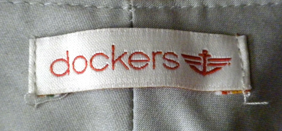 Pantalones cortos chinos beige para mujer DOCKERS talla 6 Foto 4 de 4