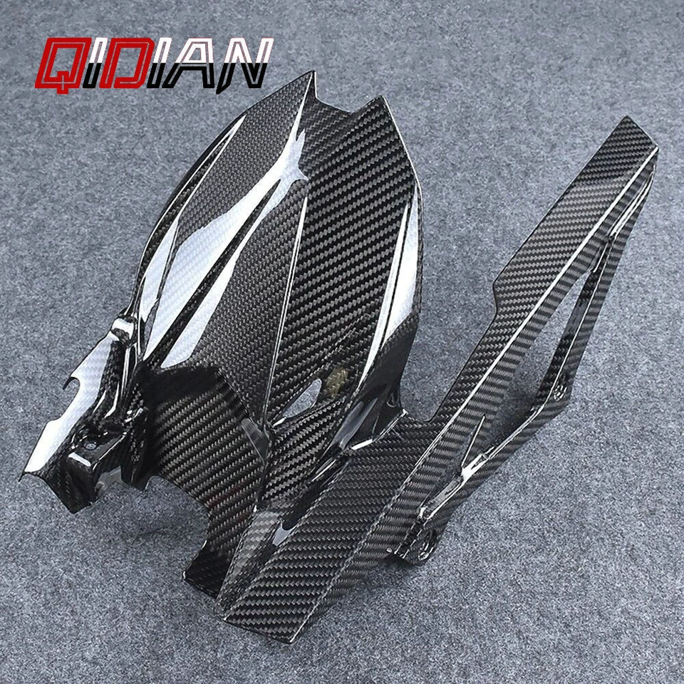 Protector guardabarros trasero de fibra de carbono para moto Kawasaki Ninja ZX4RR 2023-2025 Foto 3 de 4