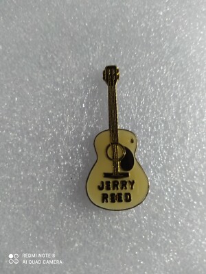 Ancien Pin's Broche En Forme De Guitare Plaqué Or - Vintage - Collection