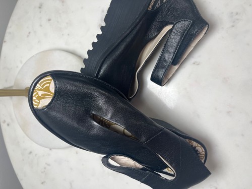 Fly London Yala Black Leather Peep Toe Wedge Shoe Ankel Strap Women Size 6 - Picture 8 of 8