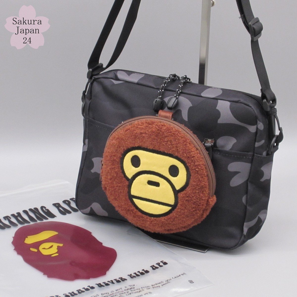 BAPE A Bathing Ape Shoulder Bag Camo Green 2021 AW & Black BAPE A Bathing Ape Shoulder Bag Camo Green 2021 AW & Black