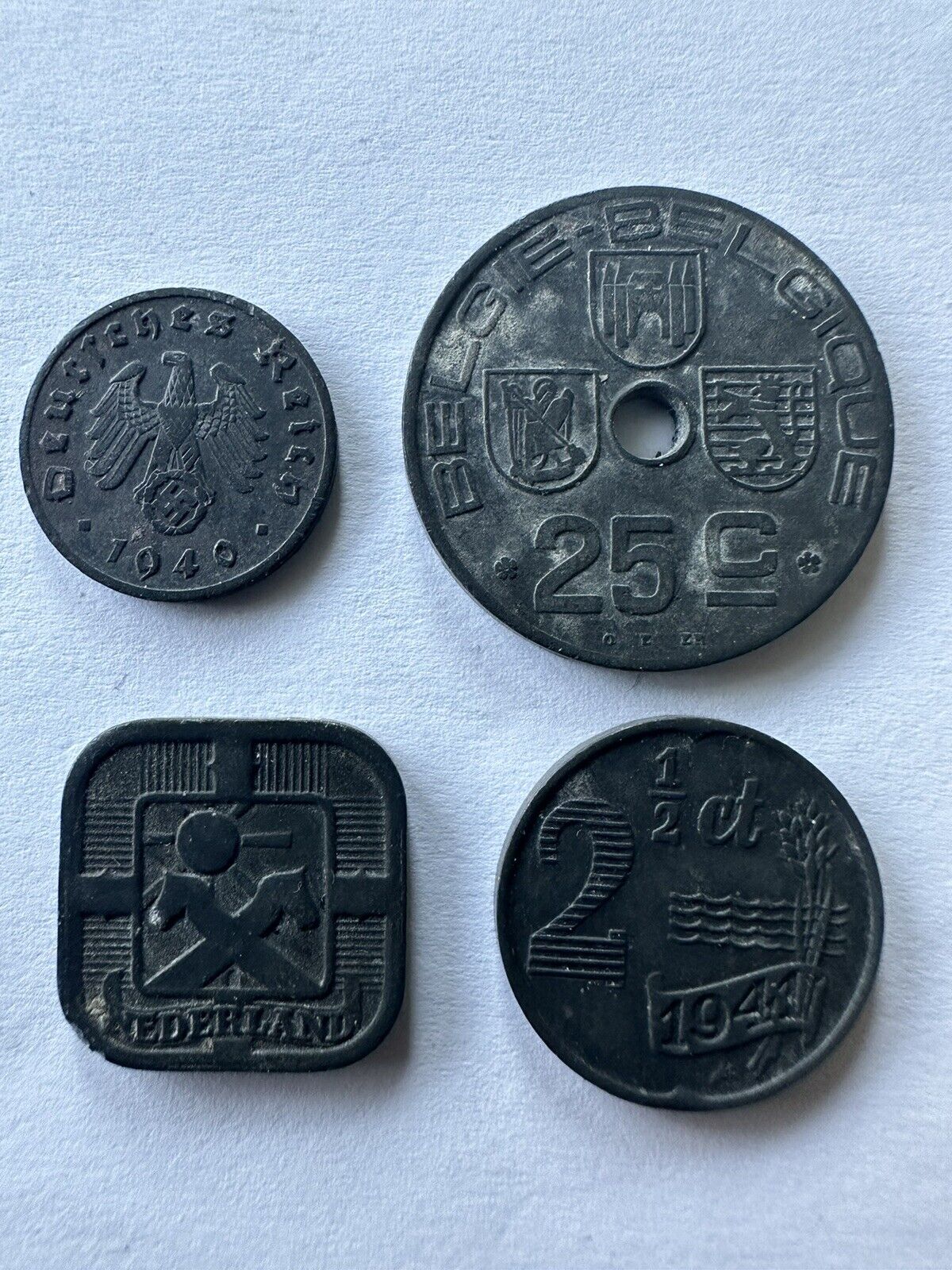 Foto 1 di 2
