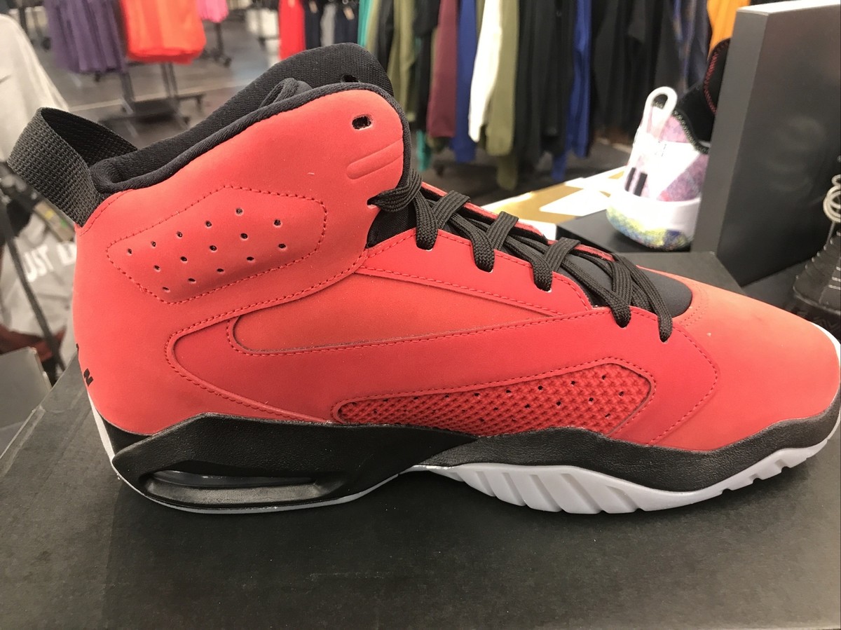 ナイキ　ジョーダン　リフトオフ Air Jordan Jordan Lift Off Sneakers | Flight Club