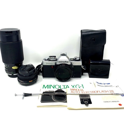 TESTED Minolta XG-1 35MM SLR Camera w/50mm/200mm/Flash/Filters/Manuals EXCELLENT - Picture 9 of 12