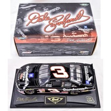 Revell Collection Club Dale Earnhardt 3 GM Goodwrench 2001 Monte Carlo 1:24 CWC