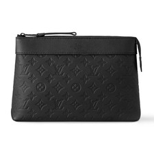 Louis Vuitton Pre-Owned Authentic Pochette Voyage Souple Pochette Crossbody