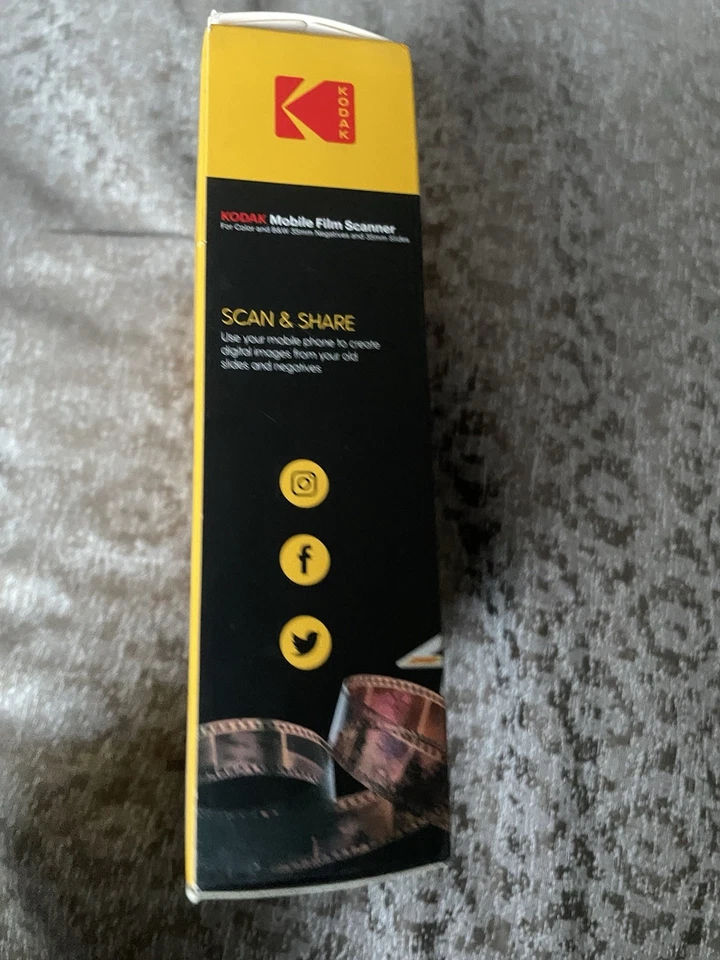 Escáner de película móvil KODAK escanear y compartir para negativos y diapositivas de 35 mm Foto 4 de 4