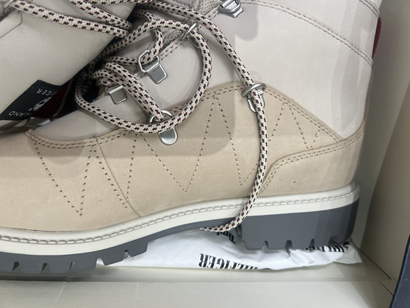 Timberland x Tommy Hilfiger Boots Mens Size 8.5 UK Brand NEW