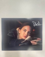 Ryan Kiera Armstrong signed 8x10 Photograph Star Wars Skeleton Crew Fern Disney Ryan Kiera Armstrong signed 8x10 Photograph Star Wars Skeleton Crew Fern Disney