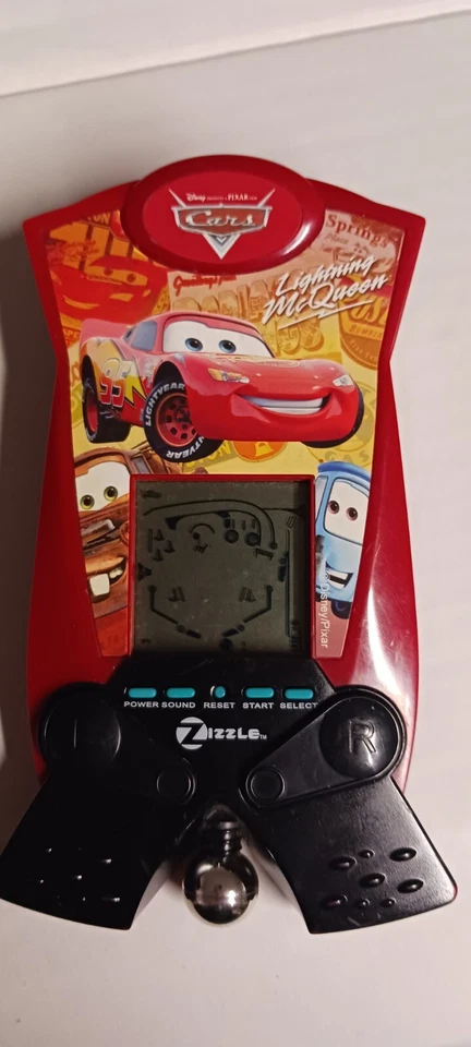 Juego de pinball manual electrónico ZIZZLE Disney Cars 2006 probado Foto 2 de 4