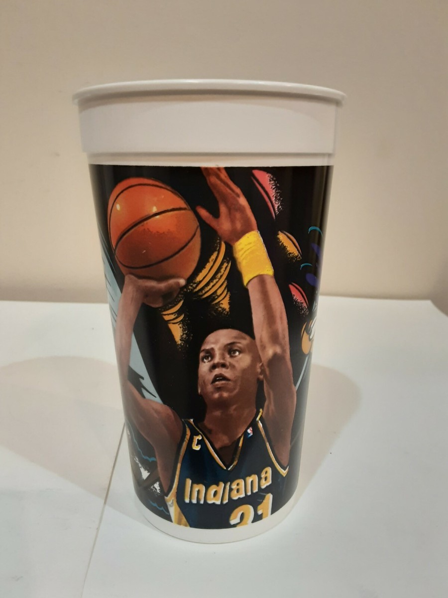 90s/MILLERミレーフットボールロンT/ナンバリングリーバイスディッキーズ REGGIE MILLER INDIANA PACERS NBA LOONEY TUNES PLASTIC CUP
