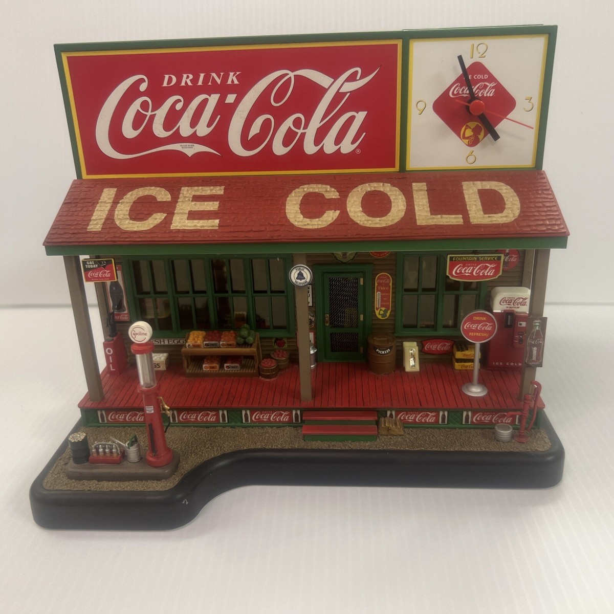 RARE DANBURY MINT COCA-COLA COUNTRY STORE CLOCK DIORAMA NIB Super