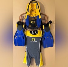 Body Glove Youth Wetsuit/Flipper Set Size Large