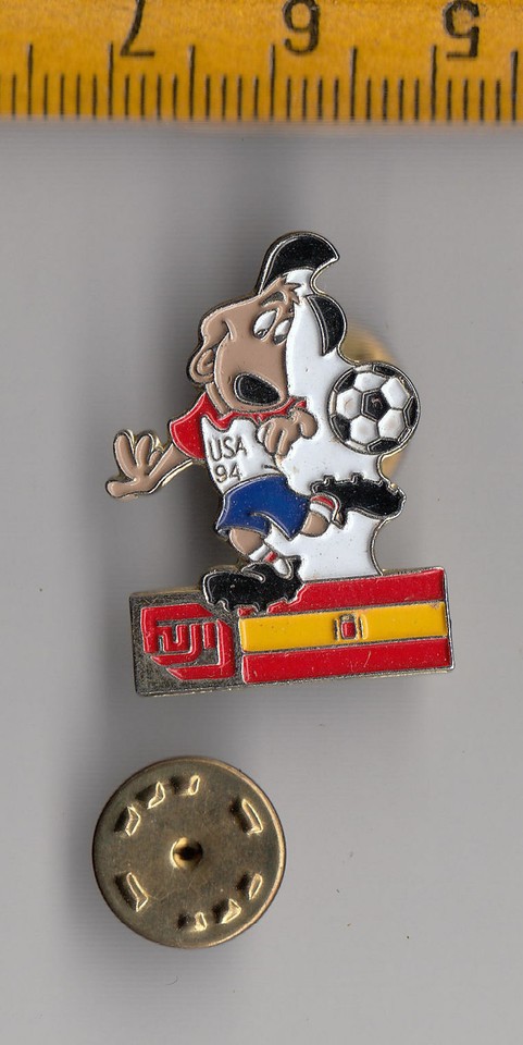 1994 -USA- World Cup Logo Pin Badge Variations (Group 2/2) - a photo on