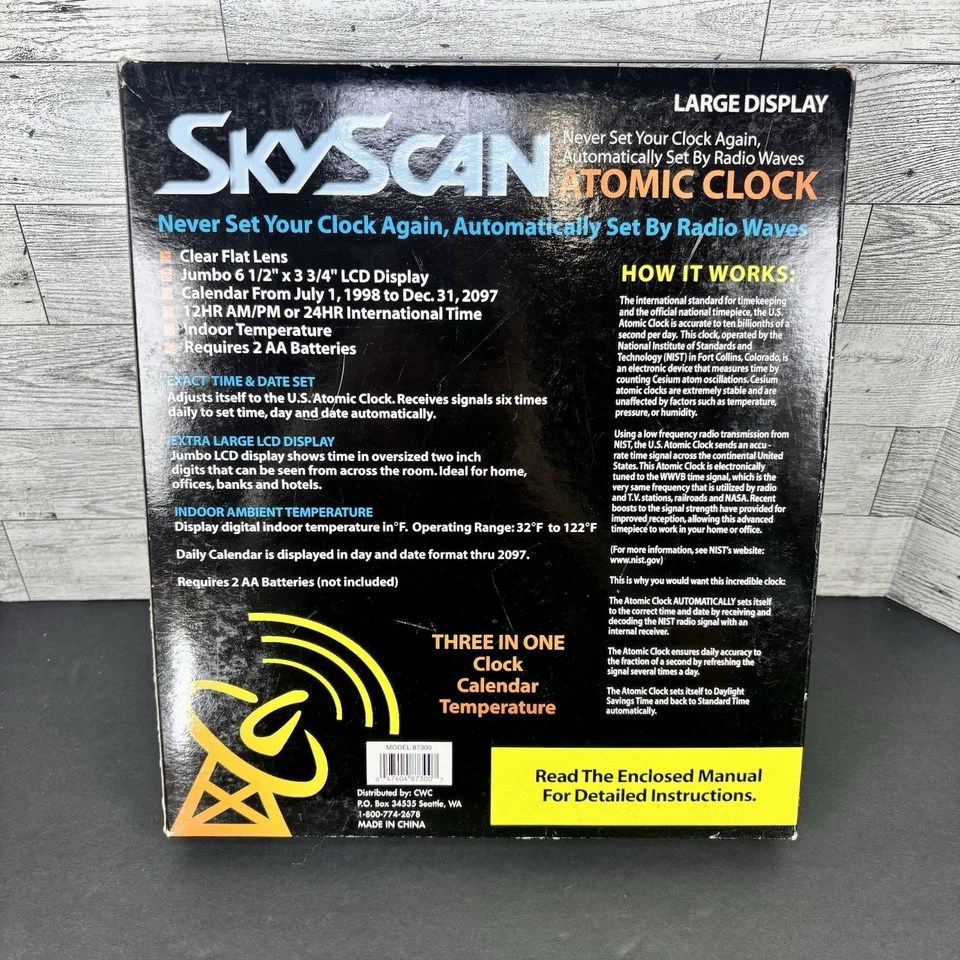 SkyScan Atomic Wall Clock Radio Controlled Date Time Calendar Temp Auto DST NIB - Image 2 of 4