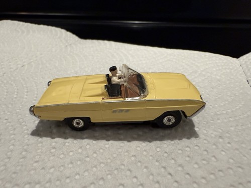 Aurora #1355 '63 Thunderbird Sports Roadster HO Slot Car - Picture 2 of 8
