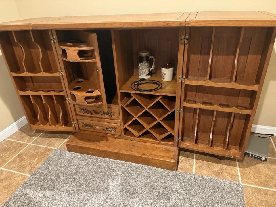 German Carved Bar From Black Forest In Germany - Image 2 of 3