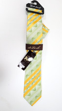 Mens St Patrick Green Yellow Stripe Pattern Tie With Matching Pocket Square