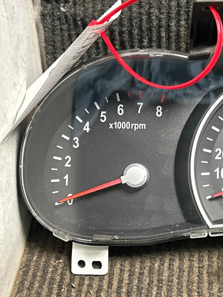 Fits 2006-2007 Kia Sedona Speedometer (miles n/a) OEM:940014D320 Foto 3 de 4