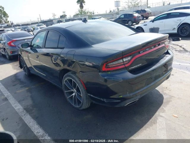 Cargador Dodge 2017 piezas de freno emergentes Foto 3 de 4