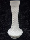 VINTAGE RANDALL WHITE MILK GLASS BUD VASE---DIAMOND PATTERN**67-8.1