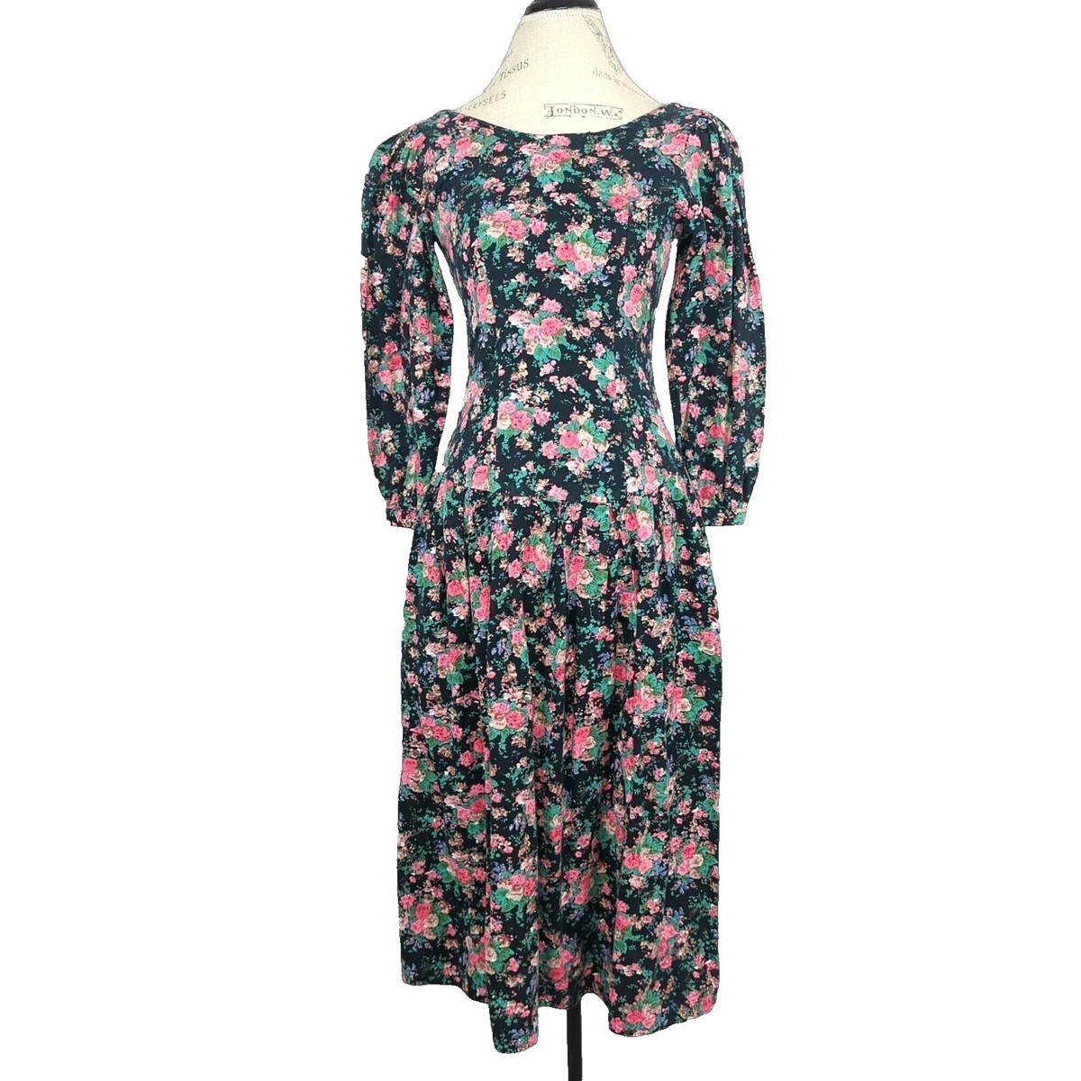 casual 80s dresses The '80s Dress Trend Is More Wearable Than You Think
