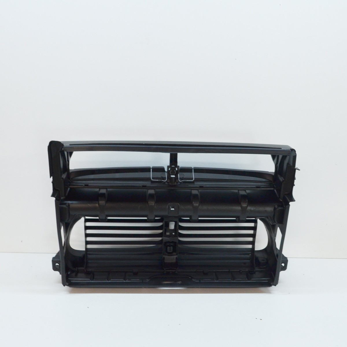 BMW 5 F10 Radiator Core Air Duct 51647332892 NEW GENUINE | eBay
