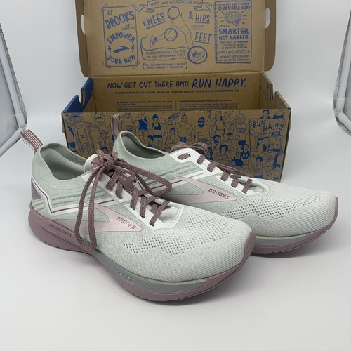 brooks lightweight shoes