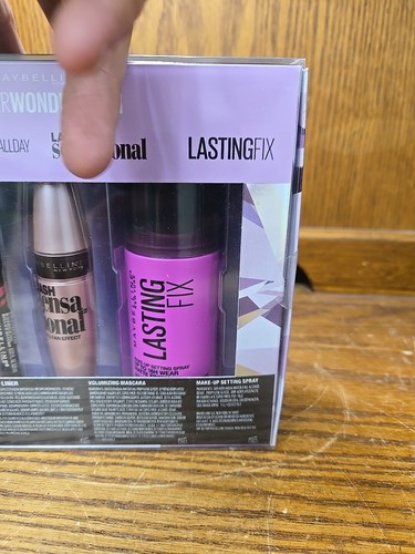 Maybelline Winter Wonder Glam Total Look Kit Edición Limitada - Imagen 3 de 4