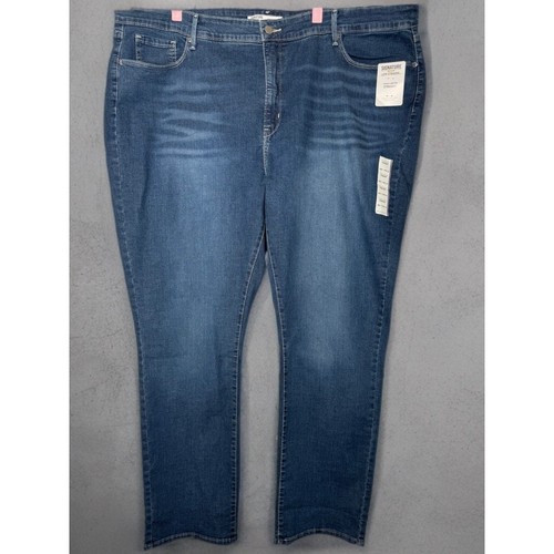NWT Levi's Signature Plus Size Totally Shaping Straight 26M