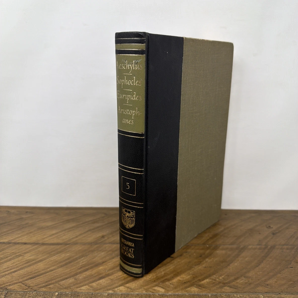 Preços baixos em Numerado Encyclopædia Britannica, Inc Antiquário