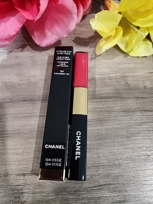 CHANEL 54 Strawberry Red Le Rouge Duo Ultrawear Liquid Lip Colour