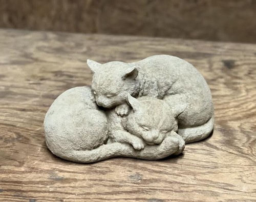Two Cats Friends Sculpture Concrete Yard Art Pet Memorial Figure Porch Decor "5 - Picture 7 of 11