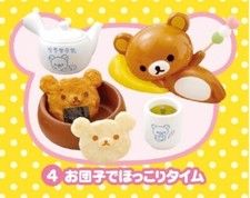 Re-ment Rilakkuma Warm Fluffy 4-Crackers - 1:6 scale dollhouse food miniatures