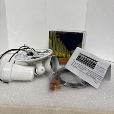 Lithonia Lighting 138VFM OFTH Floodlight White Aluminum Housing Outdoor Security