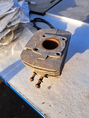 UNKNOWN MAKE MODEL ? SUZUKI GT250 KAWASAKI KH250 ENGINE CYLINDER BARREL JUG