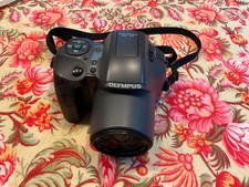 Olympus IS-10 Quartzdate 28-110mm Lens 35mm Camera Point and Shoot Power Tested
