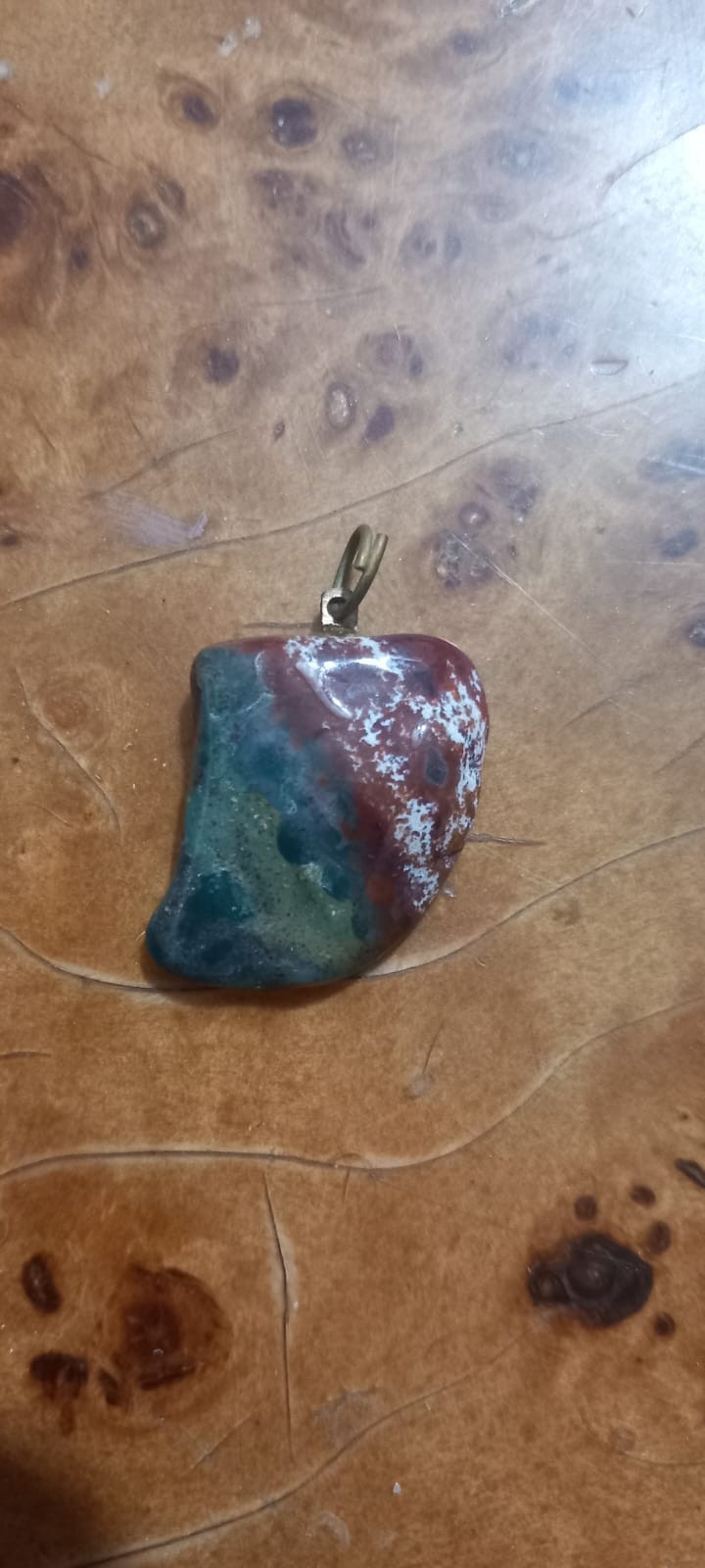 Pendant stone