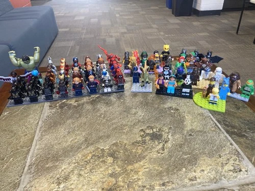 HUGE Lego Minifigure Bulk Lot - Marvel - DC - Star Wars - CMF