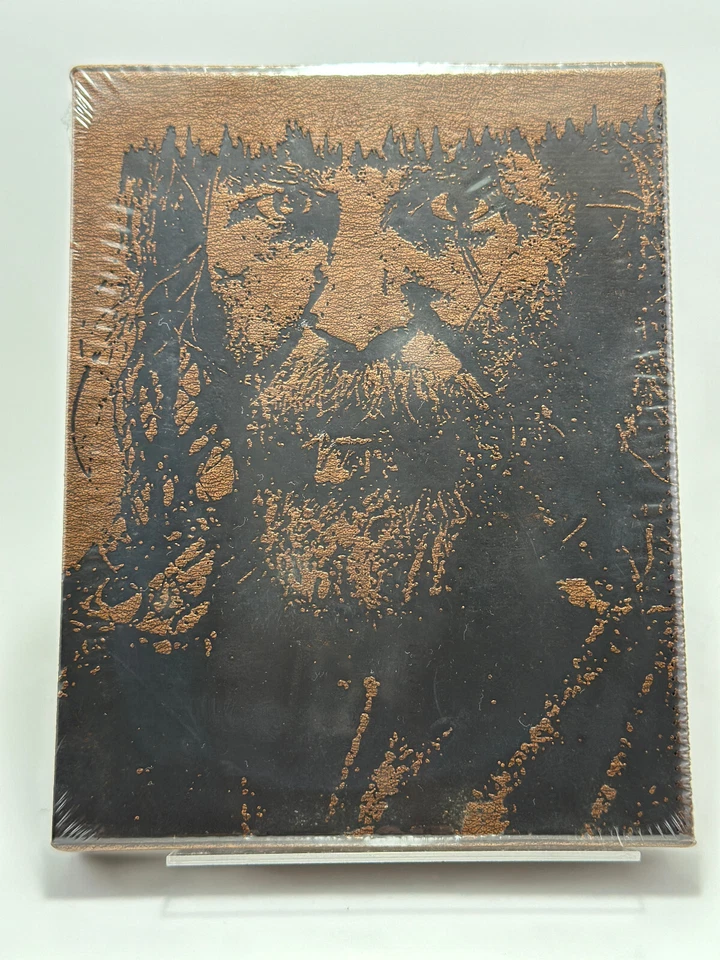 THE REVENANT Debossed Blu-ray Steelbook - Manta Lab Faux Leather Edition - Image 2 of 4