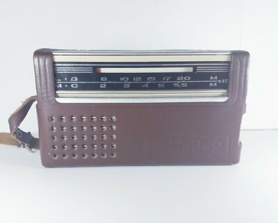 VINTAGE TRANSISTOR  POCKET RADIO ETIUD-2 MADE IN USSER