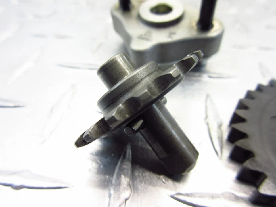 10 Honda NHX110 ELITE 110 2010 scooter motor bomba de aceite engranajes piñones OEM Foto 2 de 4