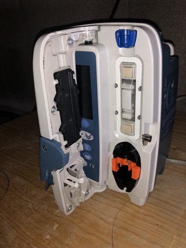 CAREFUSION ALARIS GP PLUS VOLUMETRIC INFUSION SYRINGE PUMP ICU ADMINISTRATION UK - 第 2/7 張圖片