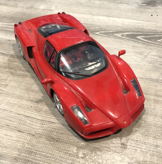 Машинка silverlit ferrari