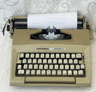 Vintage Smith-Corona Courier C/T Manual Typewriter Portable
